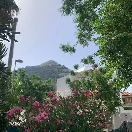 La Dolce Vita Mondello - Villa In Палермо Екстериор снимка